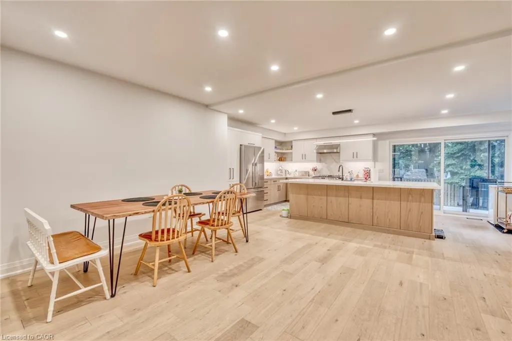 68 Mountain Park Avenue
