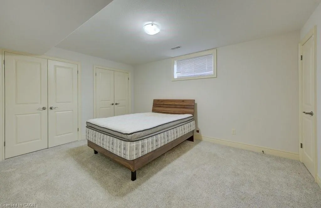 6379 Christopher Crescent
