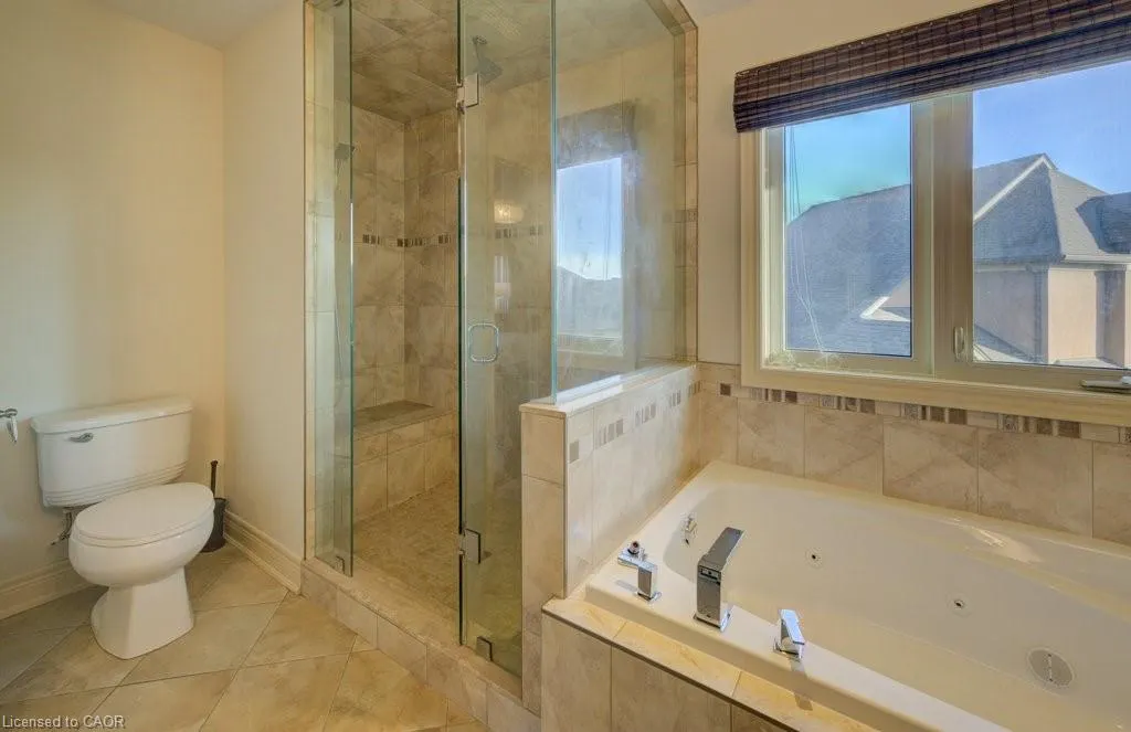 6379 Christopher Crescent