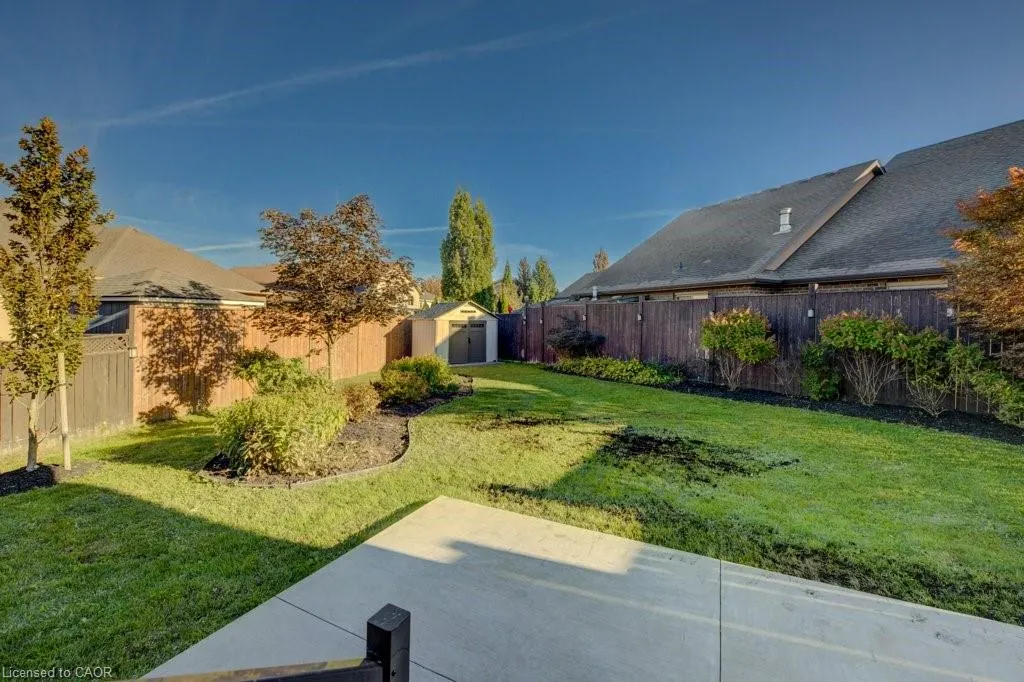 6379 Christopher Crescent