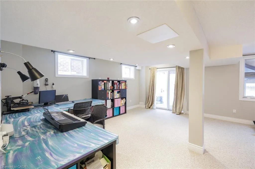 31 Broadoaks Drive
