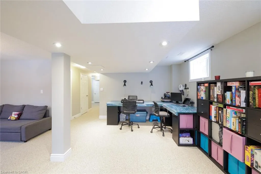 31 Broadoaks Drive