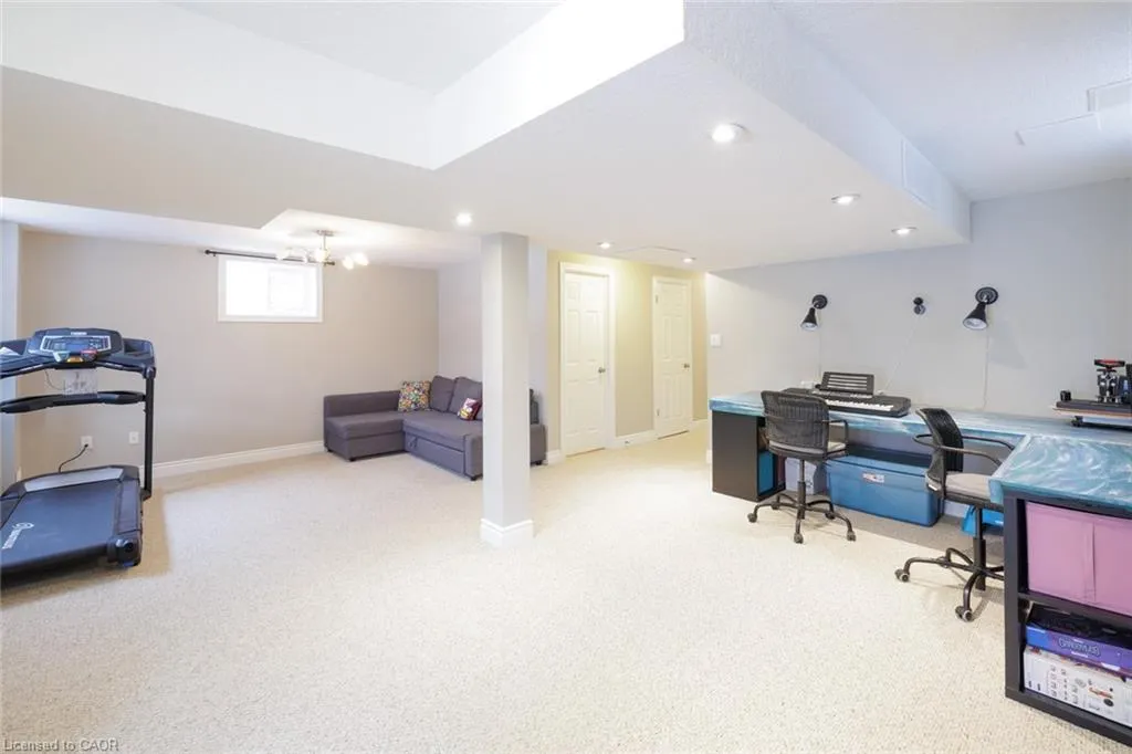 31 Broadoaks Drive