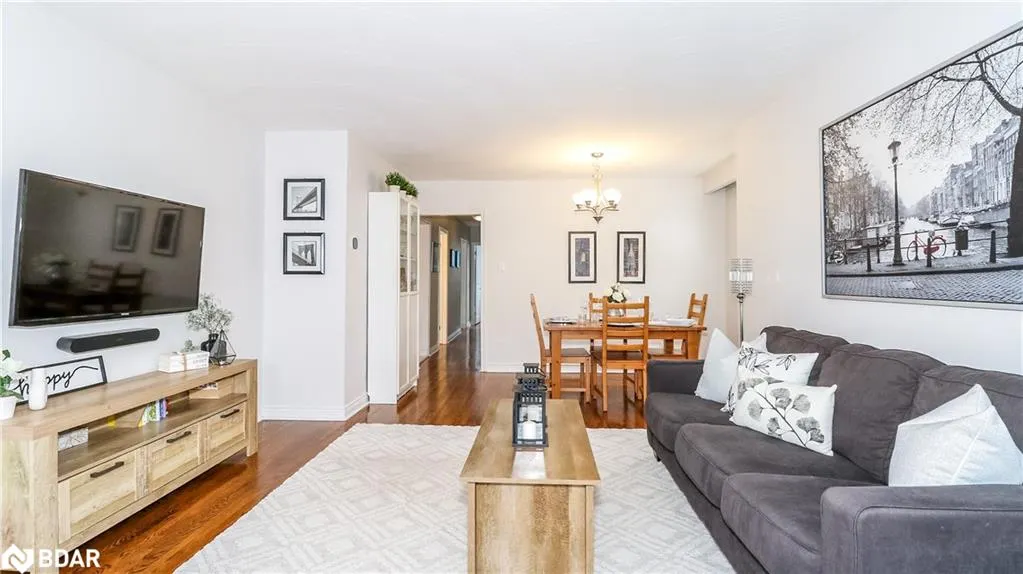 752 Silcote Road