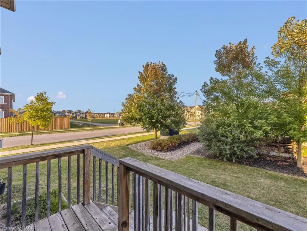 274 Esther Crescent