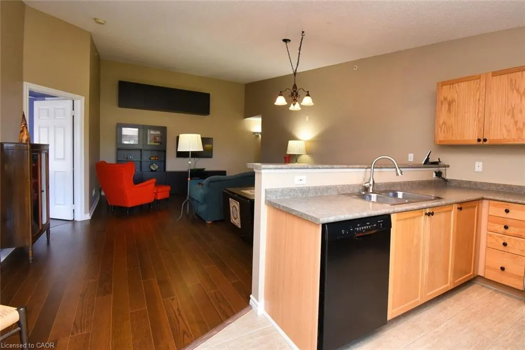 2065 Appleby Line, #411