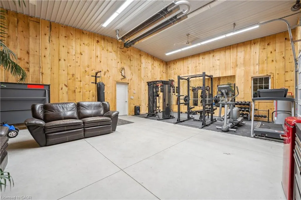 102 Concession 11 E