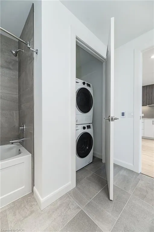 741 King Street W, #505
