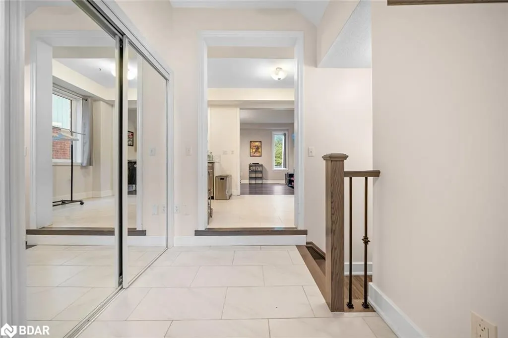 105 Collier Crescent