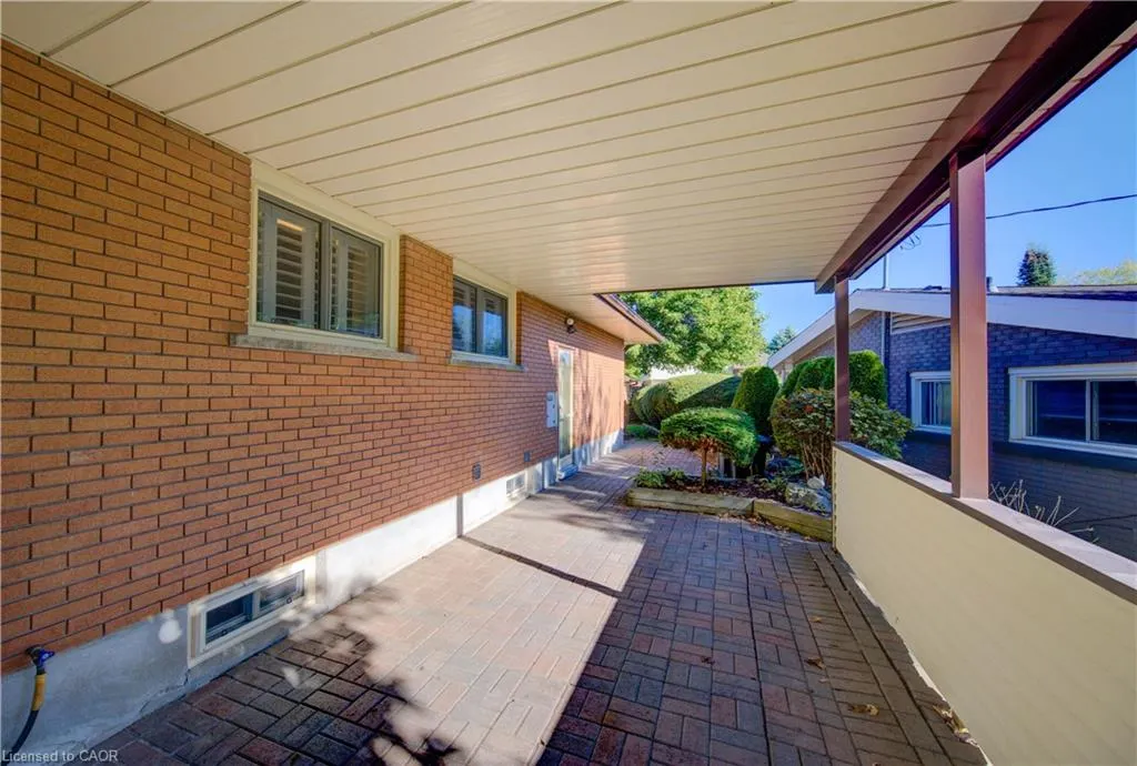 54 Tanglewood Avenue