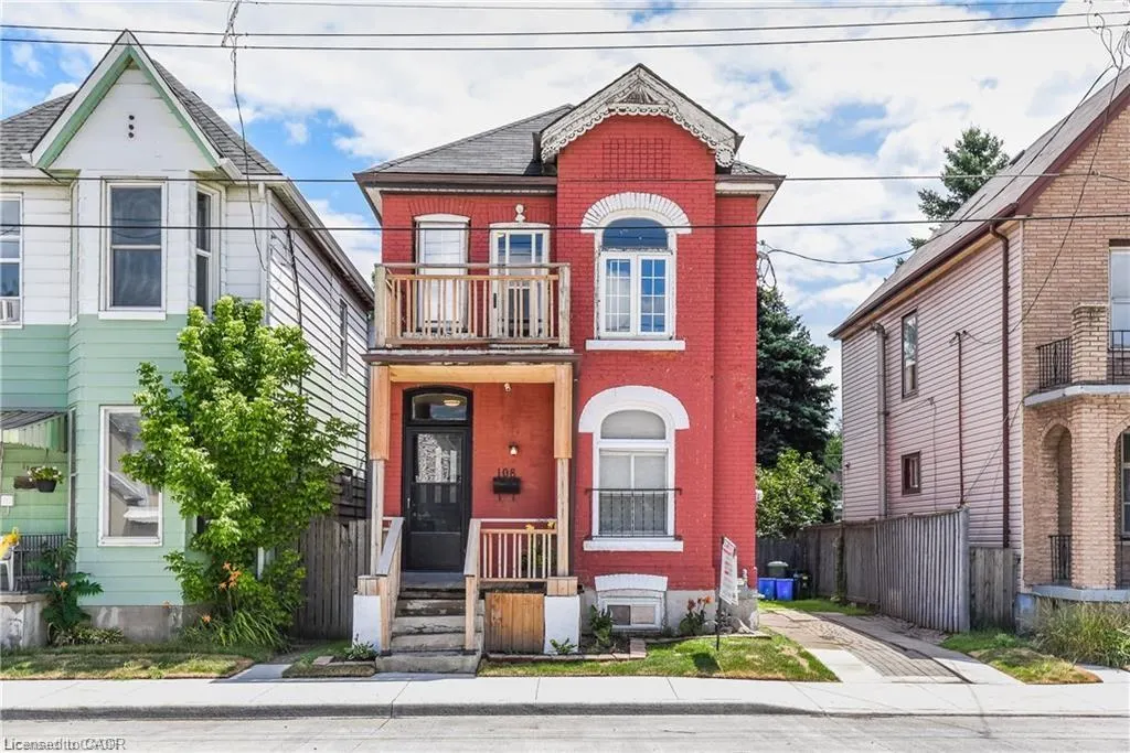 108 Birch Avenue, #1