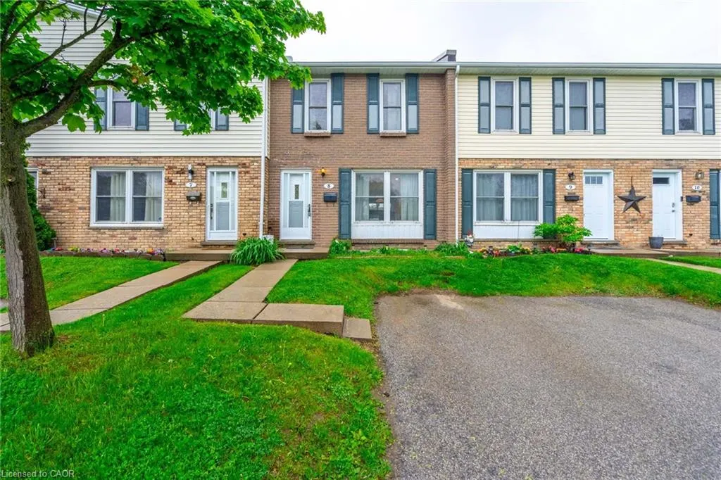596 Grey Street, #8
