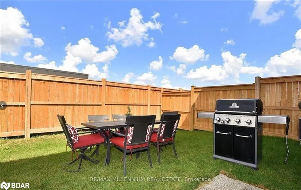29 Hibiscus Lane