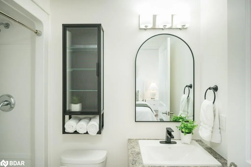 650 Sauve Street, #302