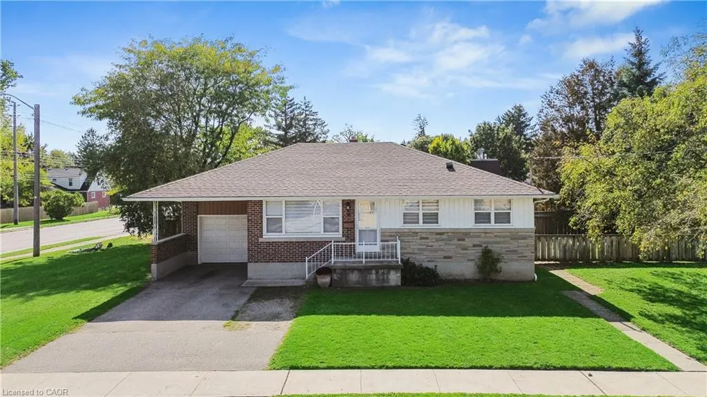 6 Clive Avenue