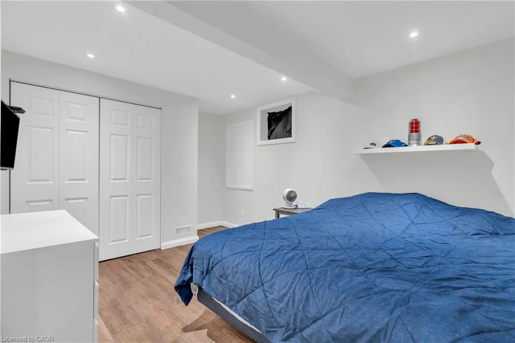 36 Beattie Crescent