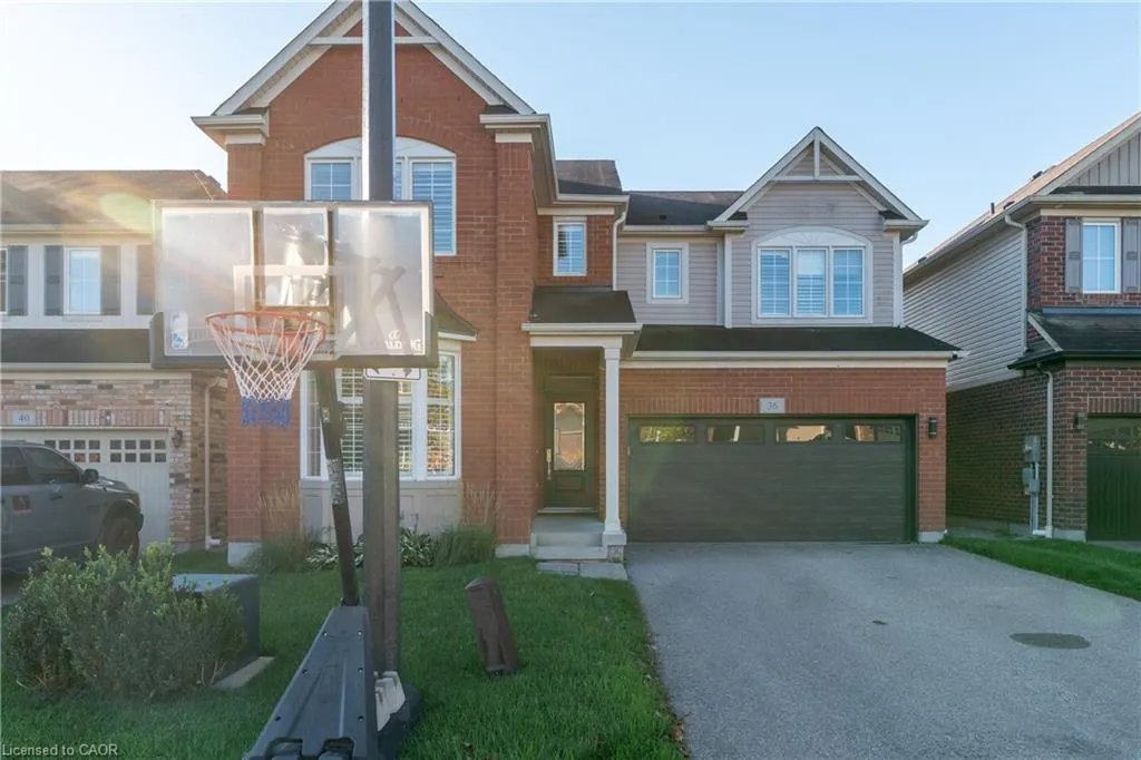 36 Beattie Crescent