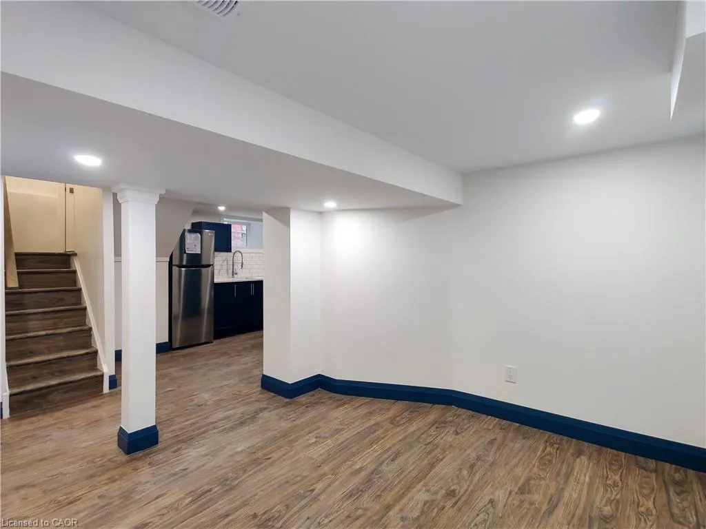 134 Ontario Avenue, #3