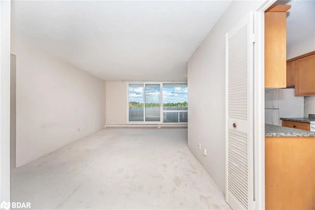 225 Harvard Place, #804