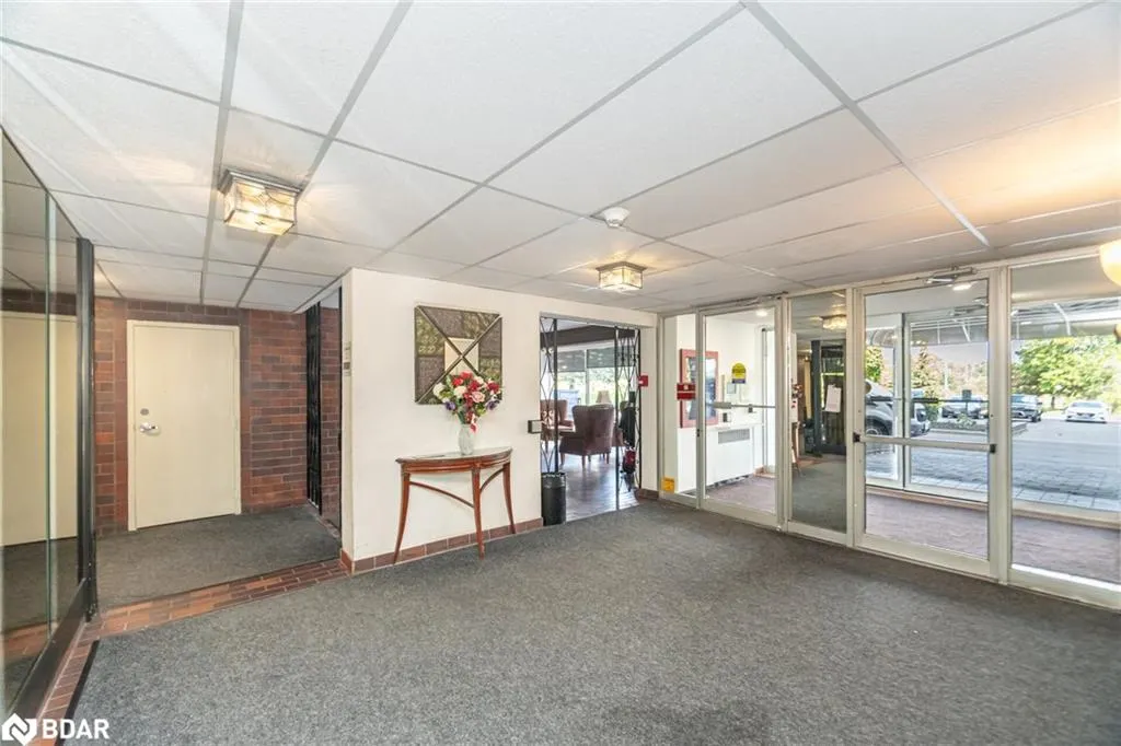 225 Harvard Place, #804