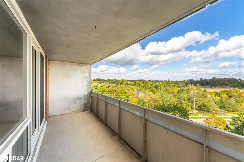 225 Harvard Place, #804