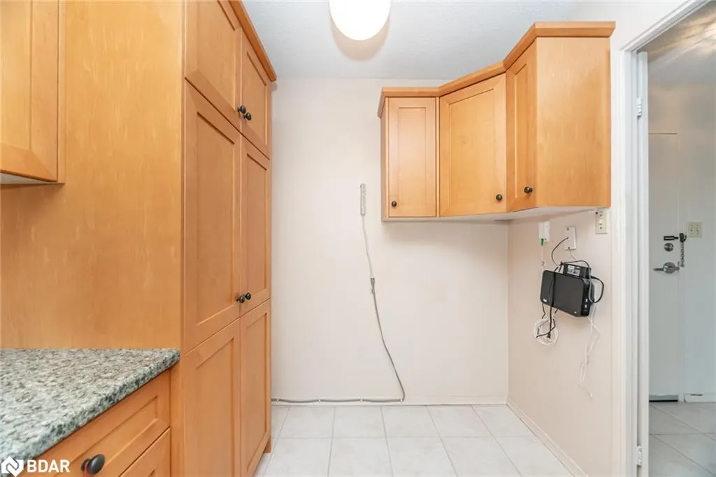 225 Harvard Place, #804