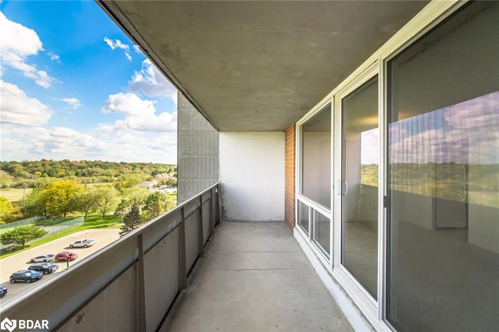 225 Harvard Place, #804