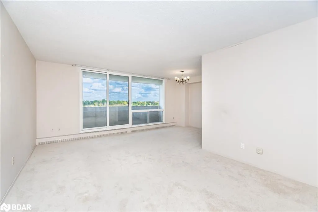 225 Harvard Place, #804