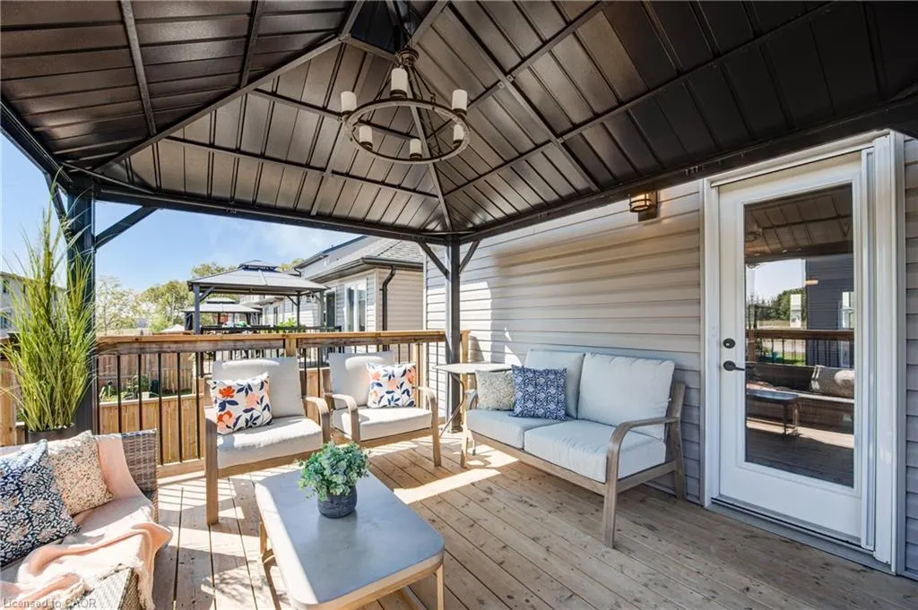14 Reeves Road