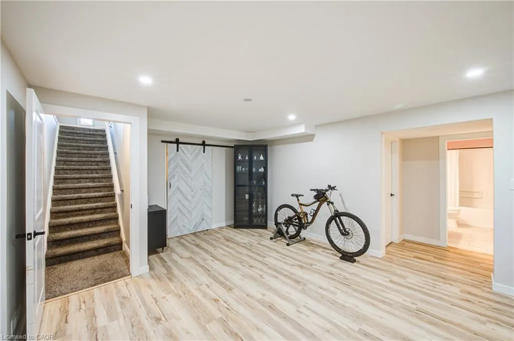 14 Reeves Road