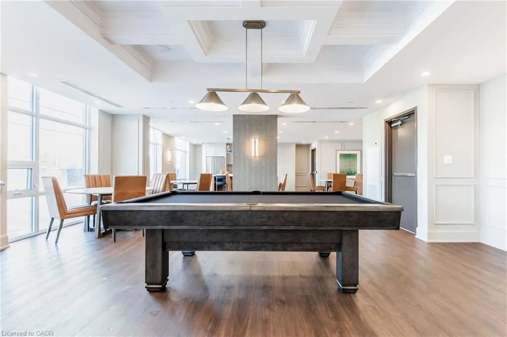 450 Dundas Street E, #326