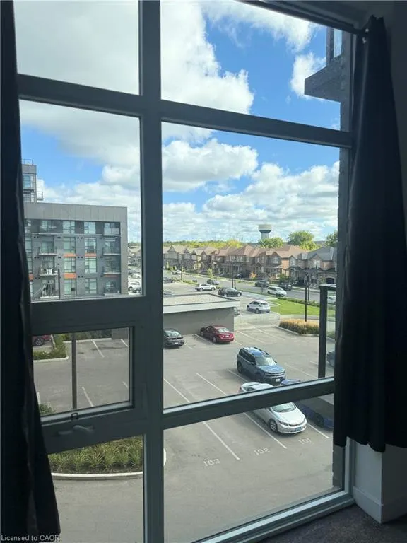 450 Dundas Street E, #326