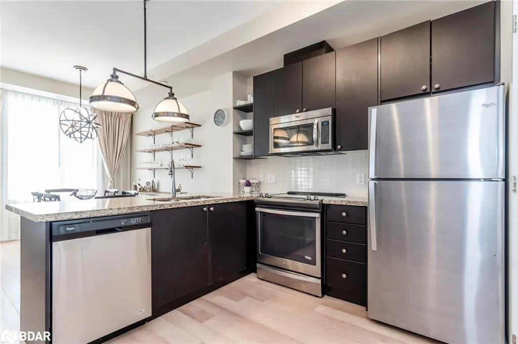 40 Horseshoe Boulevard Boulevard, #207