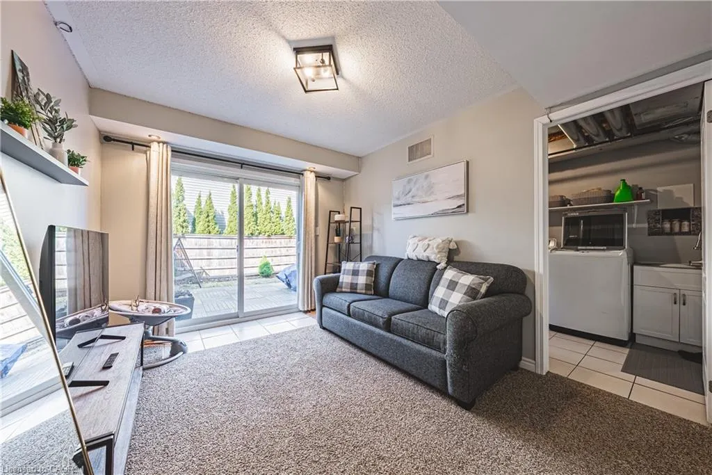 64 Ohara Lane, #64