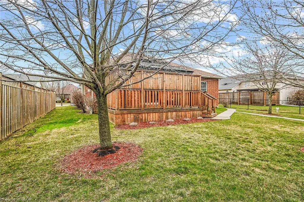 20 Oak Crescent
