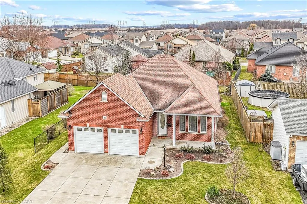 20 Oak Crescent