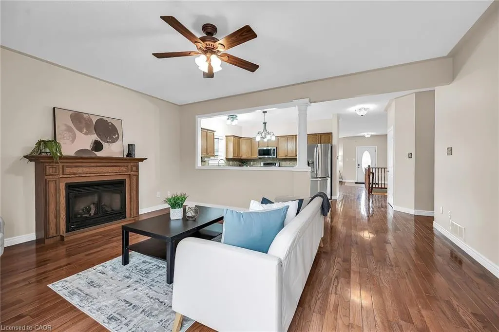 20 Oak Crescent