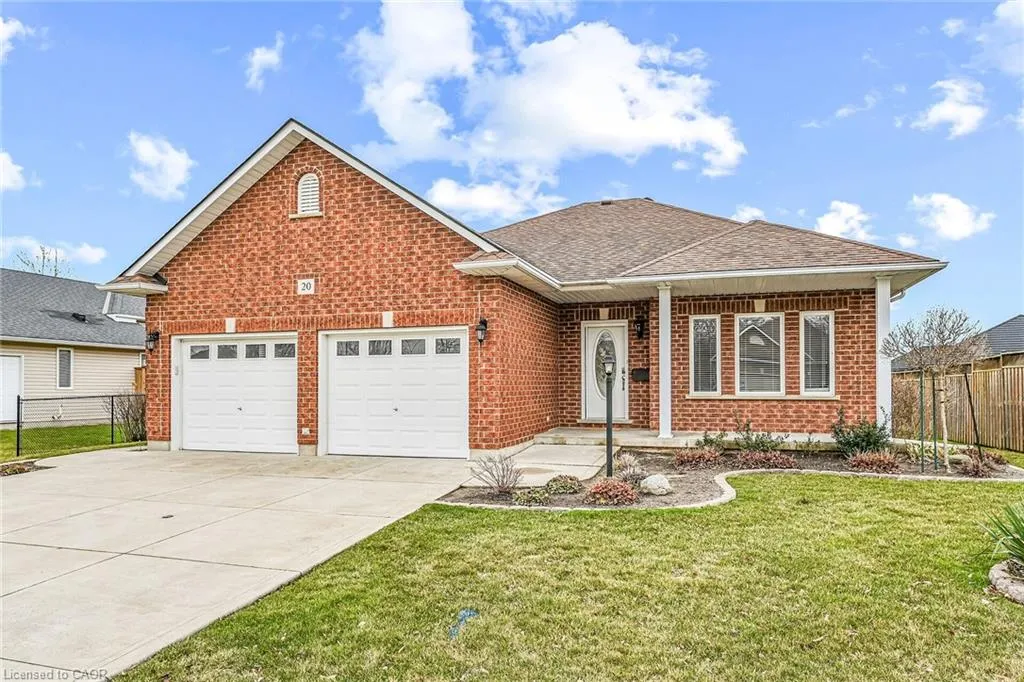 20 Oak Crescent