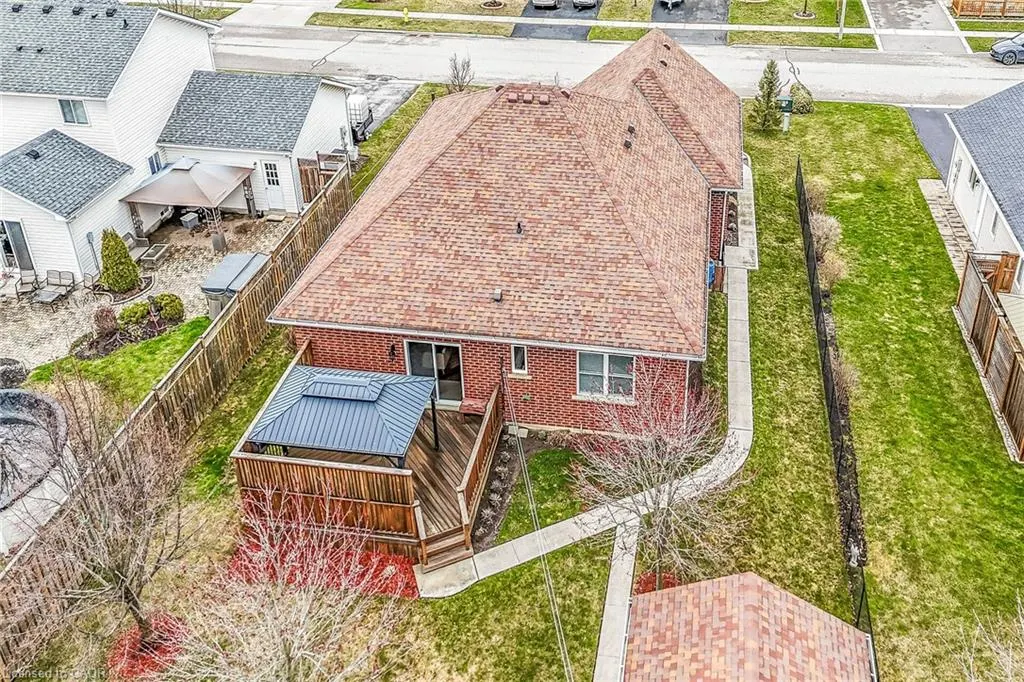20 Oak Crescent