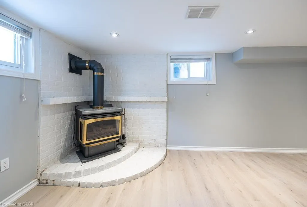 99 East 36th Street, #2