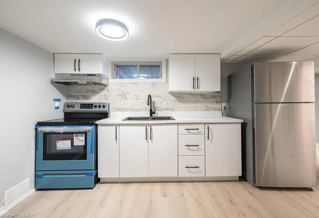 99 East 36th Street, #2
