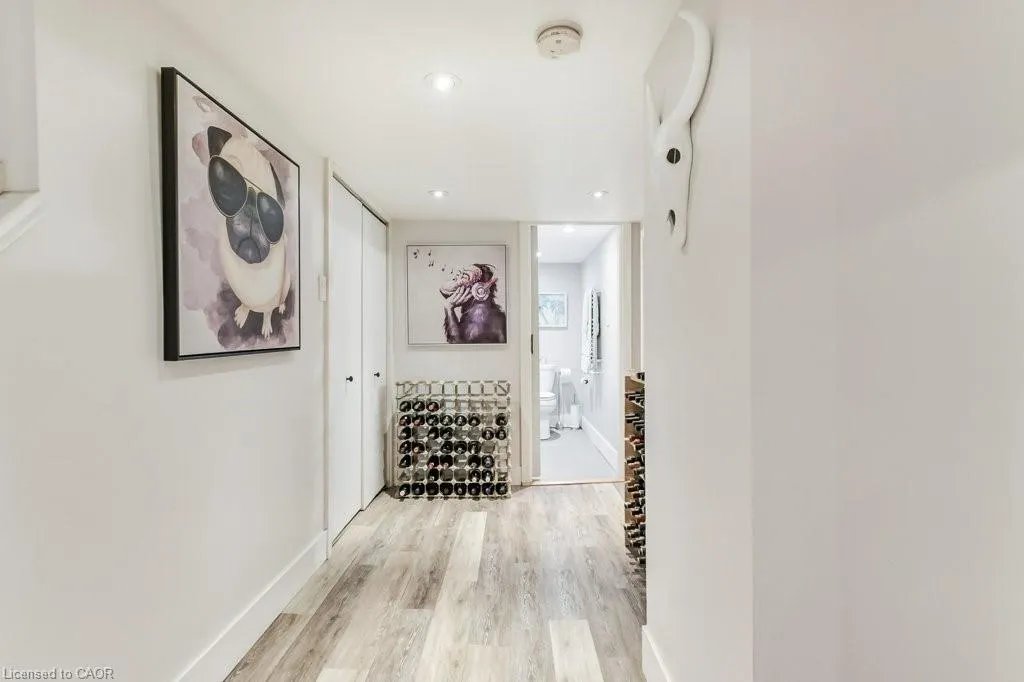 8 Wolfrey Avenue