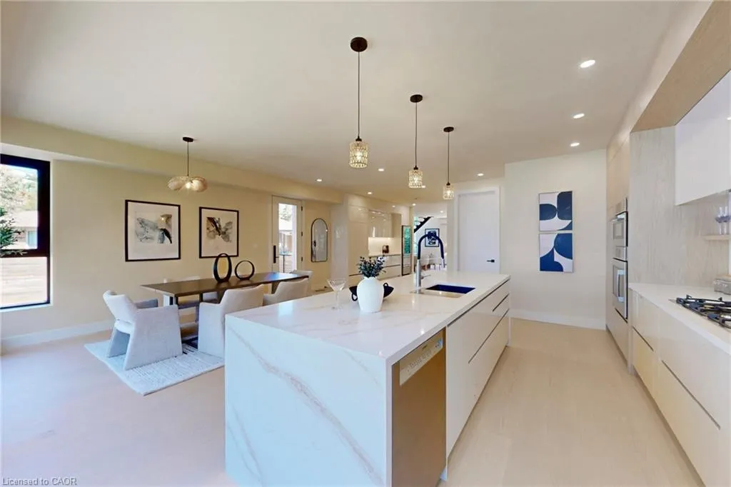 28 Dunsmore Gardens
