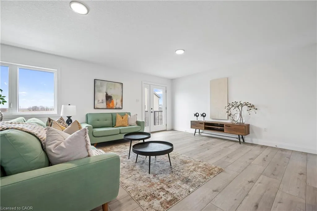 182 Bridge Crescent, #9