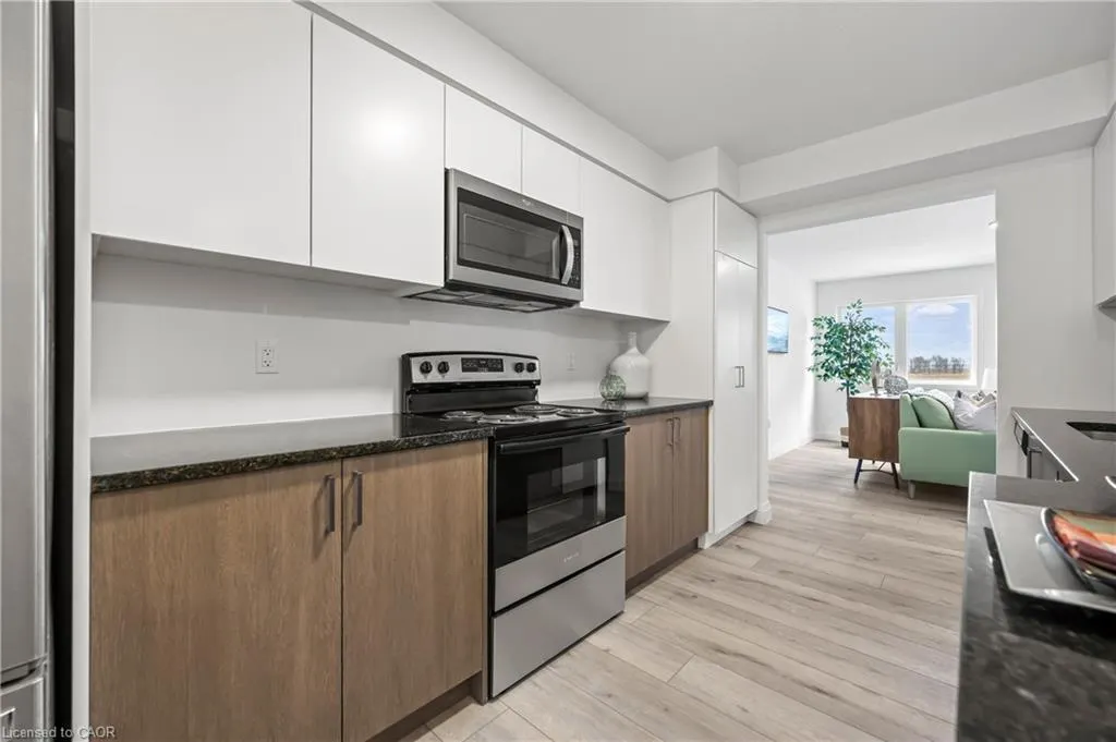 182 Bridge Crescent, #9