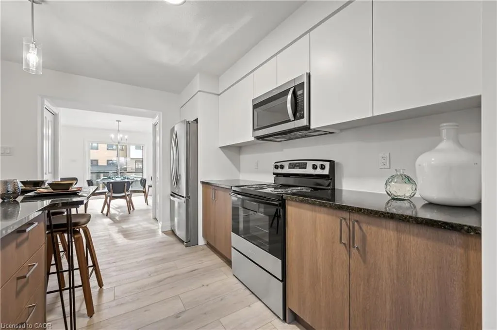 182 Bridge Crescent, #9