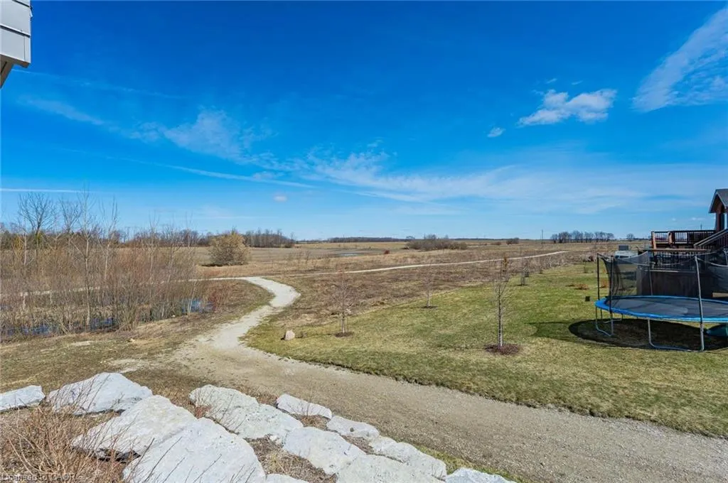 182 Bridge Crescent, #9