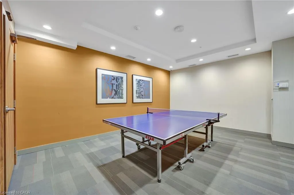 295 Adelaide Street W, #1015