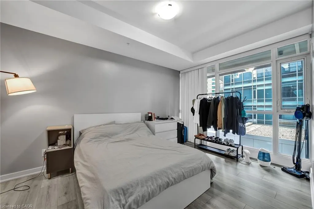 295 Adelaide Street W, #1015