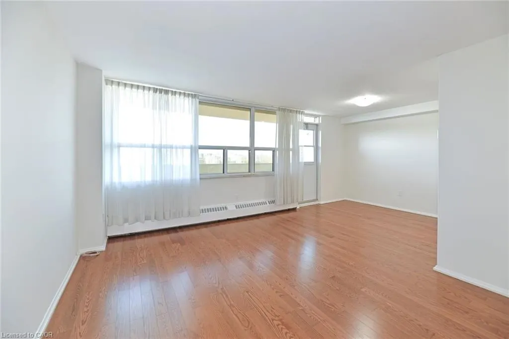 270 Palmdale Drive, #1601